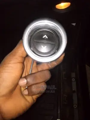 Range Rover Tops Tarts