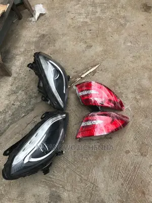Headlamp LED and Back Light B Class 2015