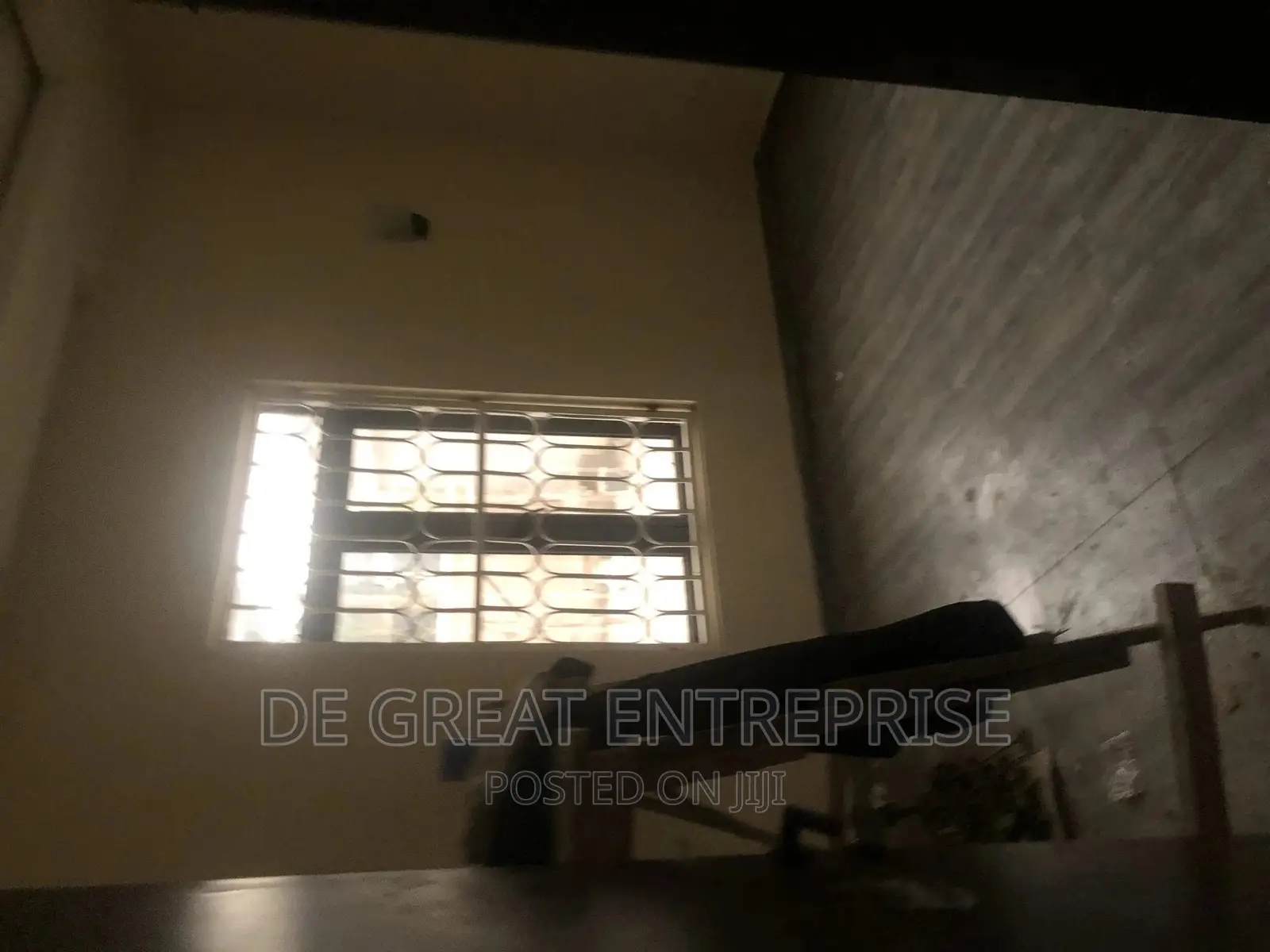 3bdrm Block of Flats in Private, Durumi for sale