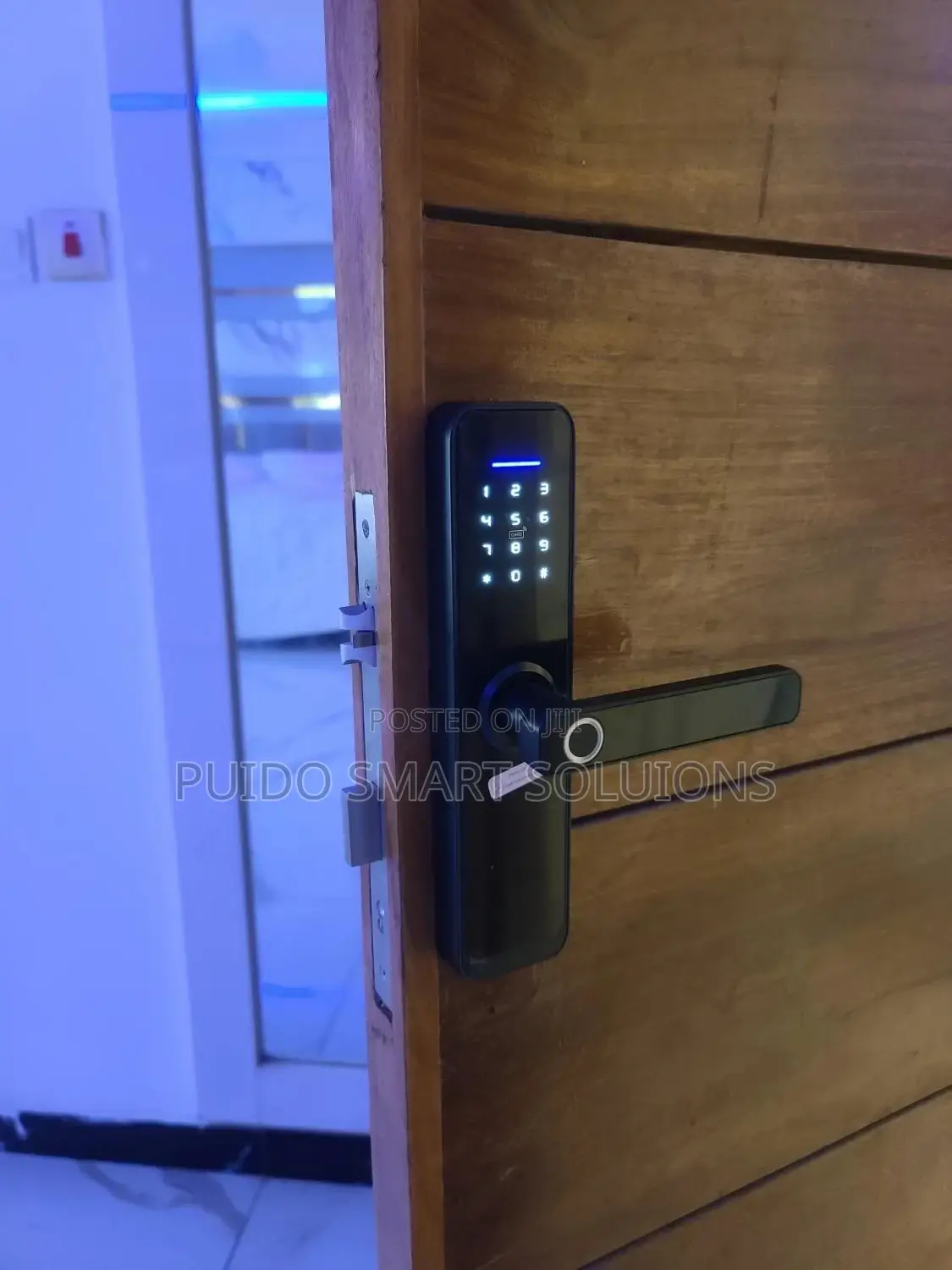Smart Biometric / Fingerprint Door Lock