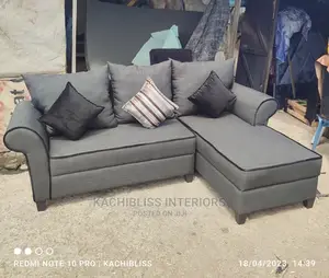 Lshape Single Chair