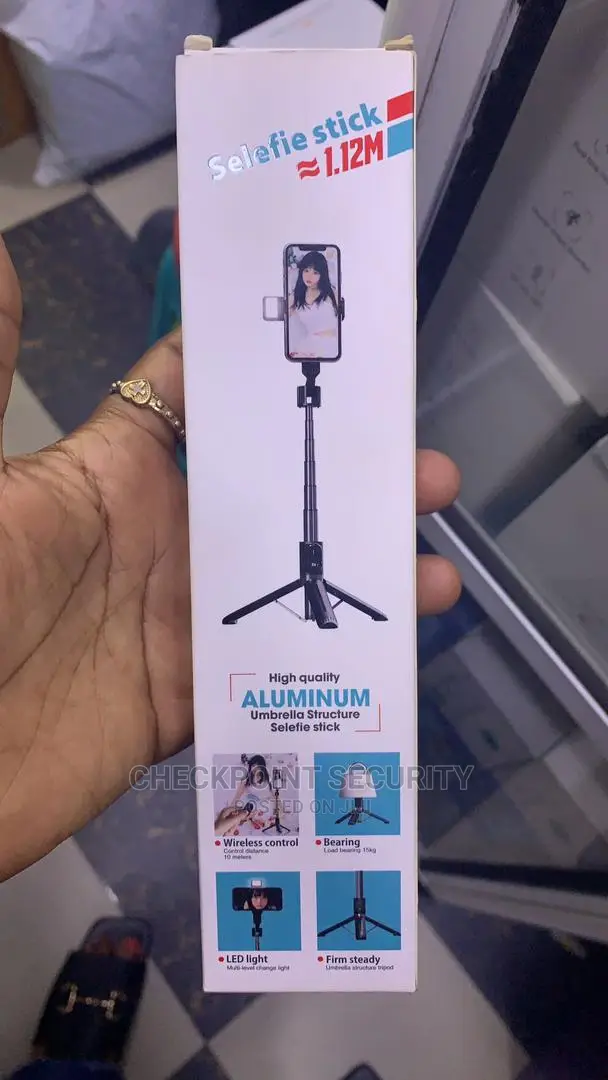 Selfie Stick With Light