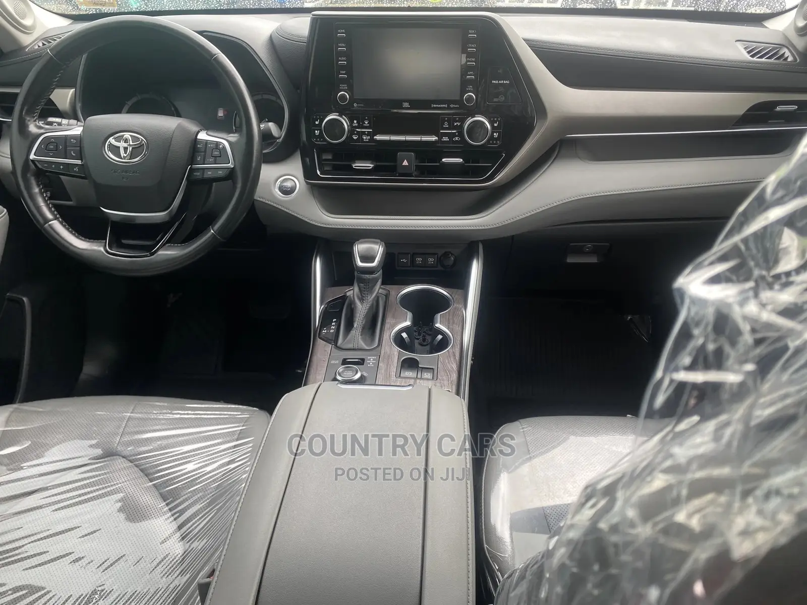 Toyota Highlander Limited 2021 Black