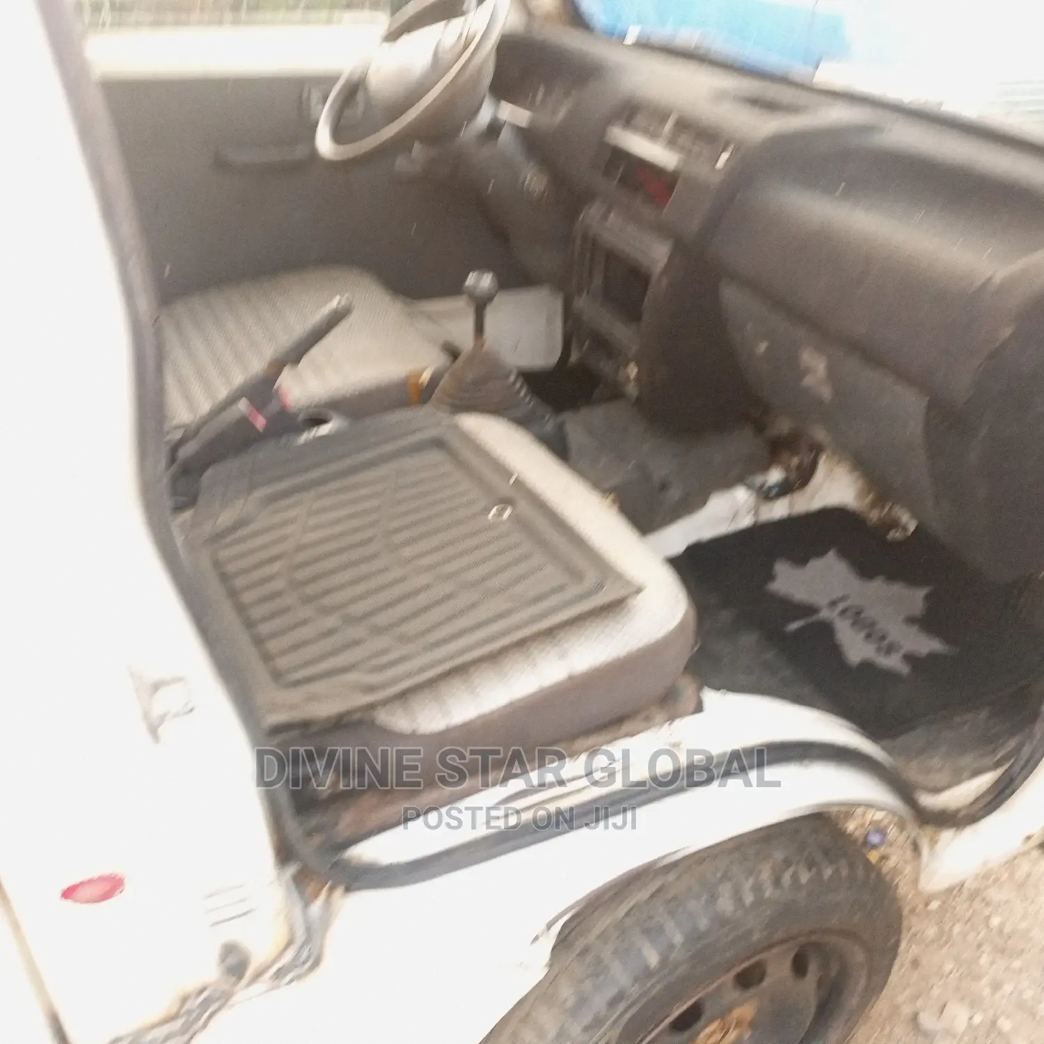 Suzuki APV Pan Vanel 2000 White