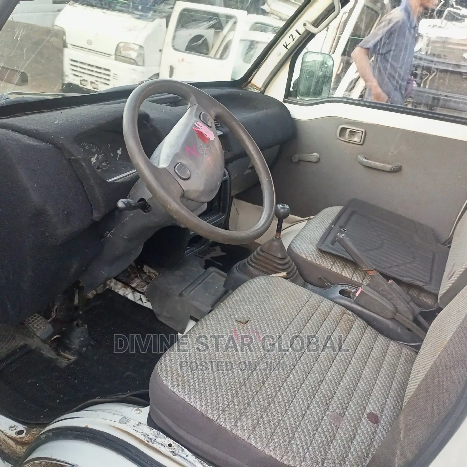Suzuki APV Pan Vanel 2000 White