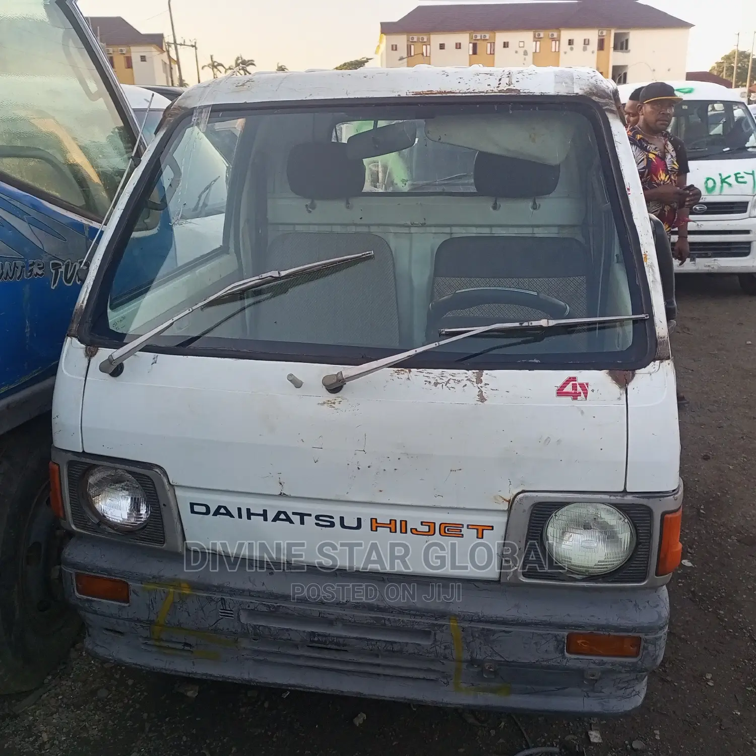 Daihatsu Hijet 2000 White