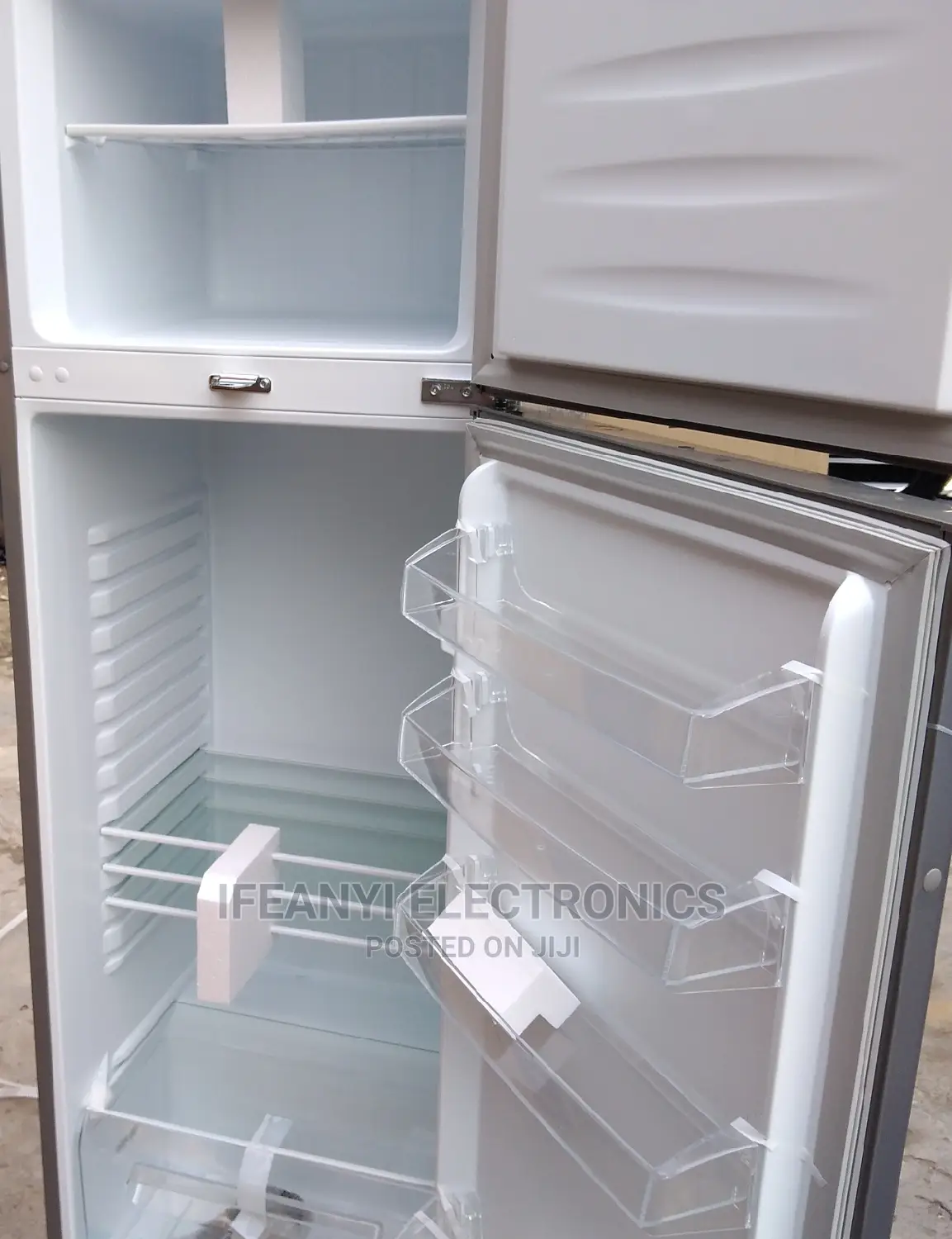 Hisense Refrigerator Ref 240lit