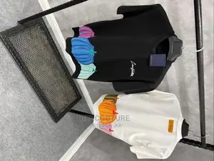Original LOUIS VUITTON T-Shirts Available in Store