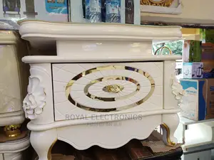 Very New Royal Mini Center Table