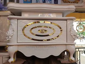 Trendy Design Royal Mini Center Table