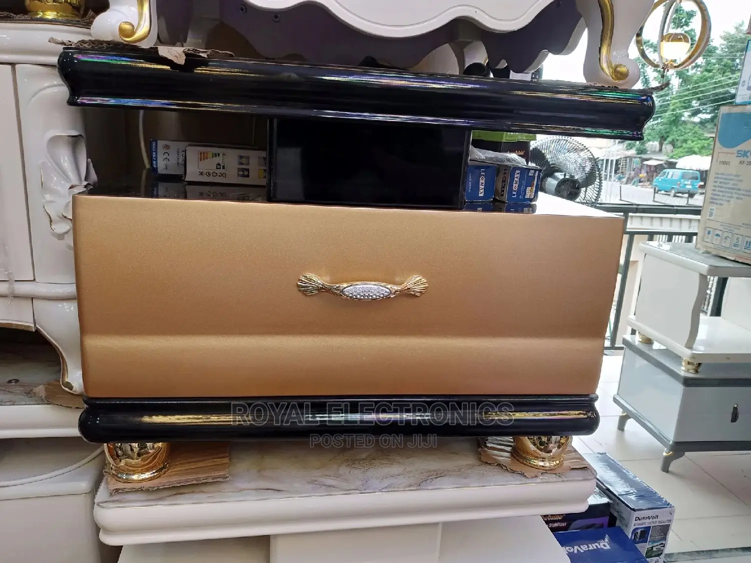 Great Quality Mini Center Table