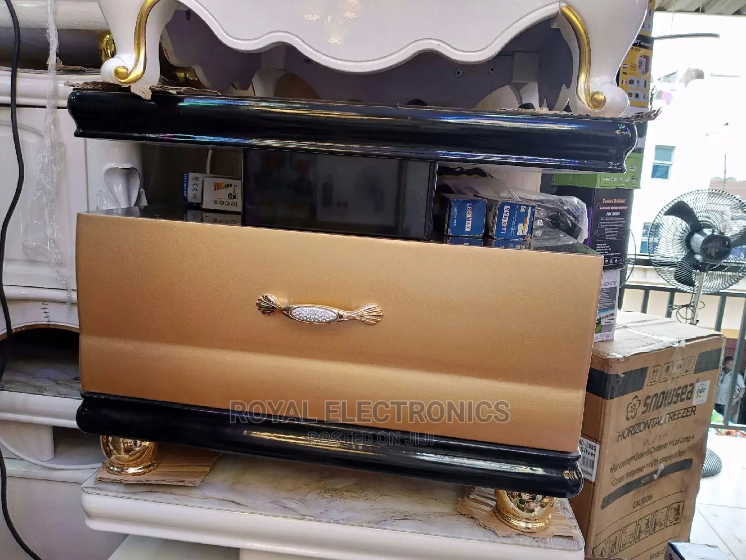 Unique Quality Mini Center Table