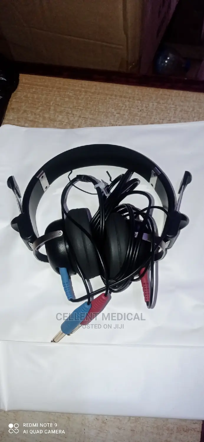 Audiometer Machine/ Audiocare