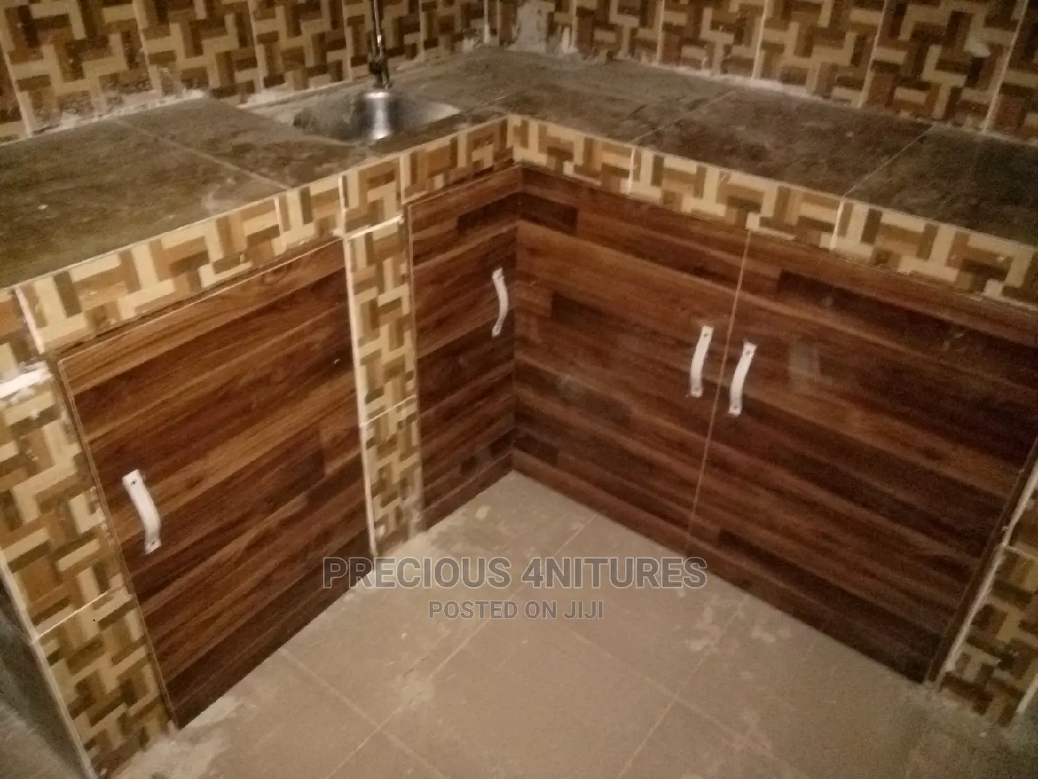 Inbuilt Kitchen Cabinets