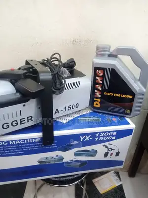 Smoke Machine 1500W Fog Machine With the Liquid