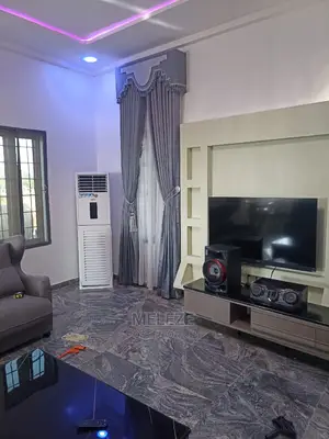 Italian Curtain