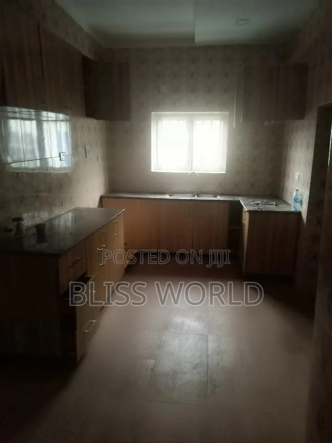 3bdrm Block of Flats in Mabuchi, Mabushi for sale