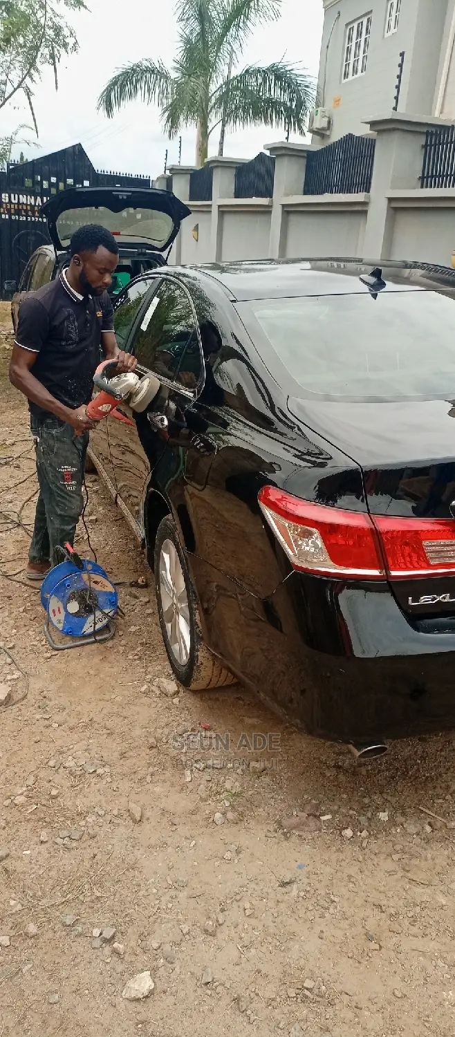 Car Buffing and Polish Services