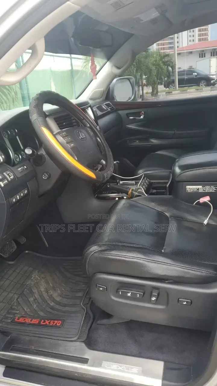 Lexus Lx 570 Available for Rent