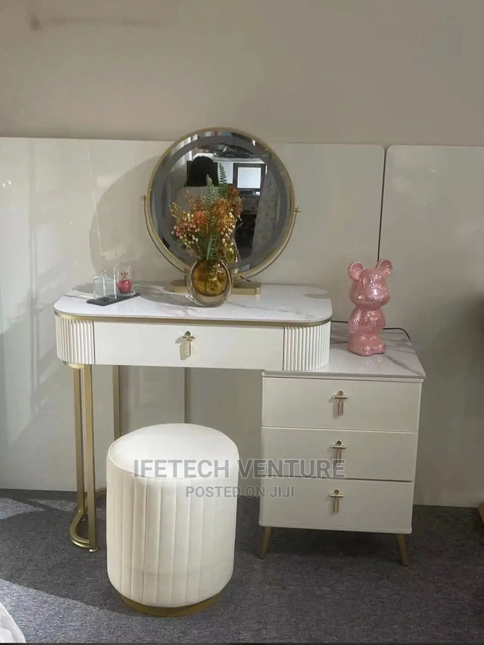 Dressing Mirror and Table