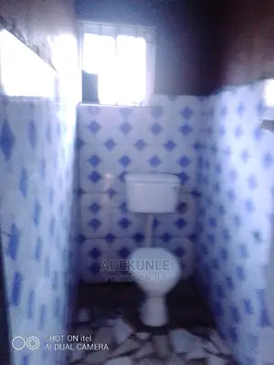 2bdrm Apartment in Alimosho for rent