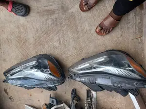 Headlamp E350 2015 Set Original