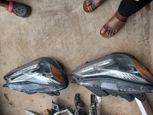 Headlamp E350 2015 Set Original