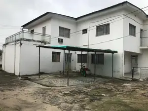 5bdrm Duplex in Adeniyi Jones Ikeja for rent