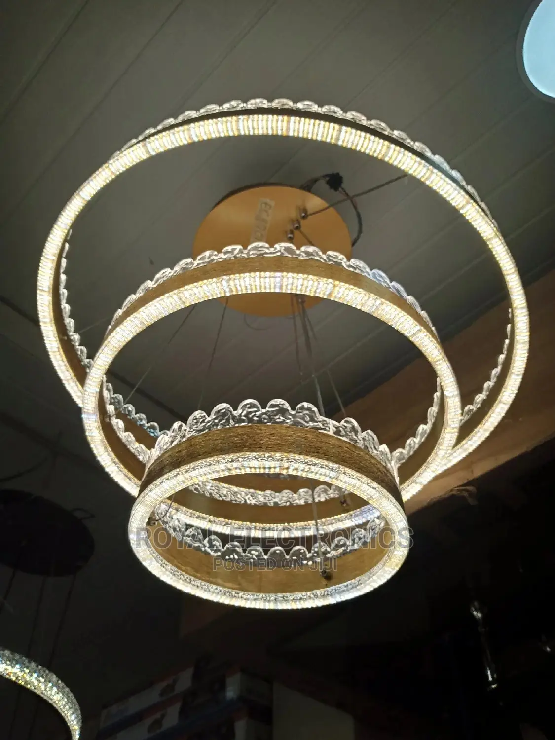 Royal Chandalier Light