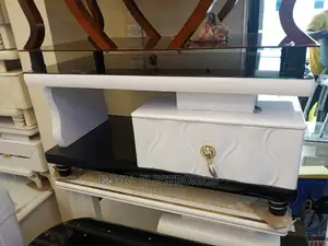 Great Class Imported Center Table With Drawer