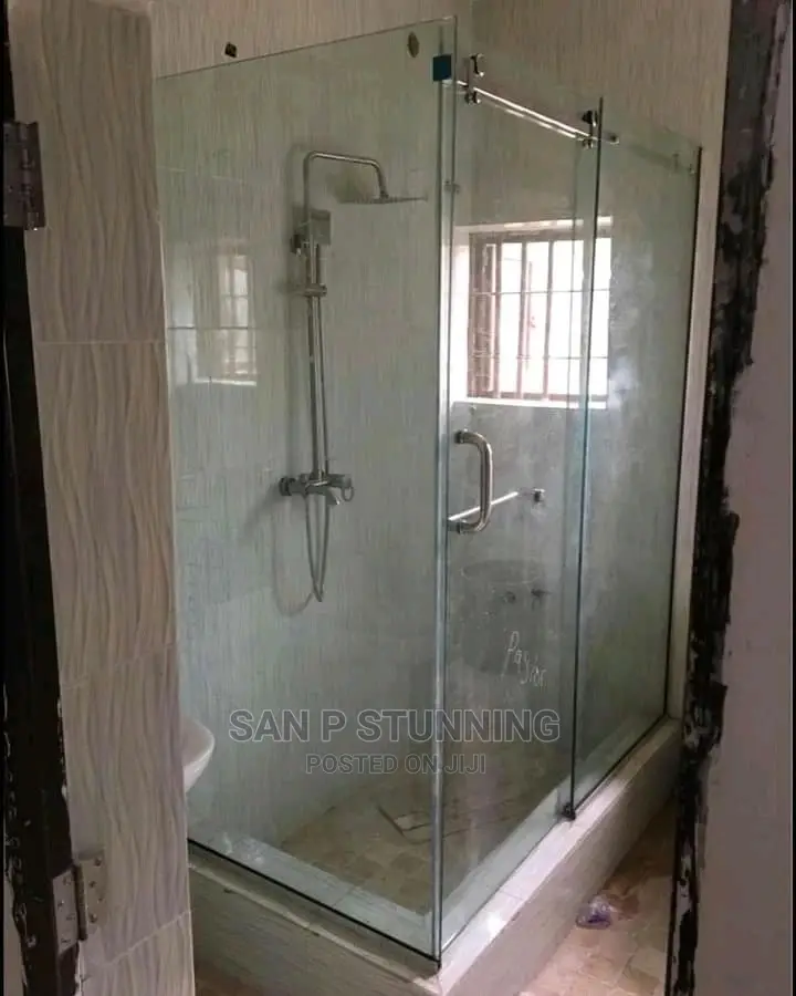 Executive Slide Shower Cubicle Design.