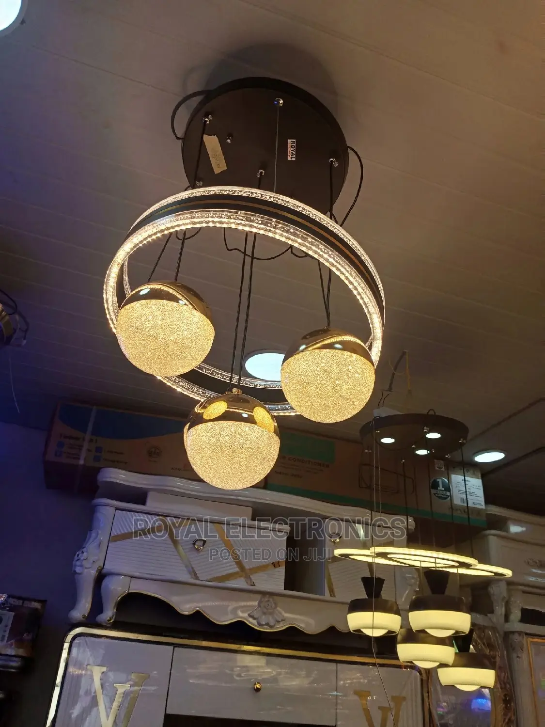 Original Modern Ceiling Dropping Chandelier Light
