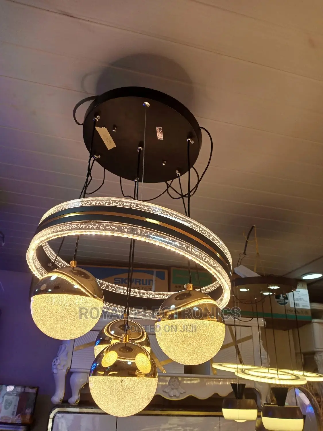 Original Modern Ceiling Dropping Chandelier Light