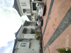 5bdrm Duplex in Radio Estate Off Nta, Port-Harcourt for sale