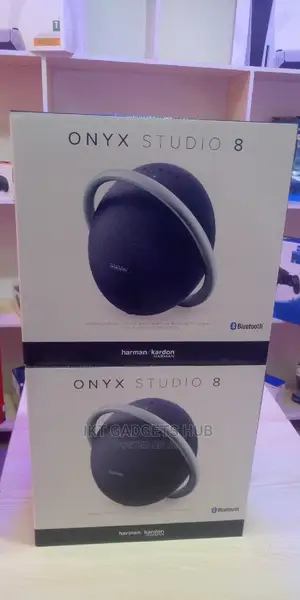 Onyx Studio 8 Speaker