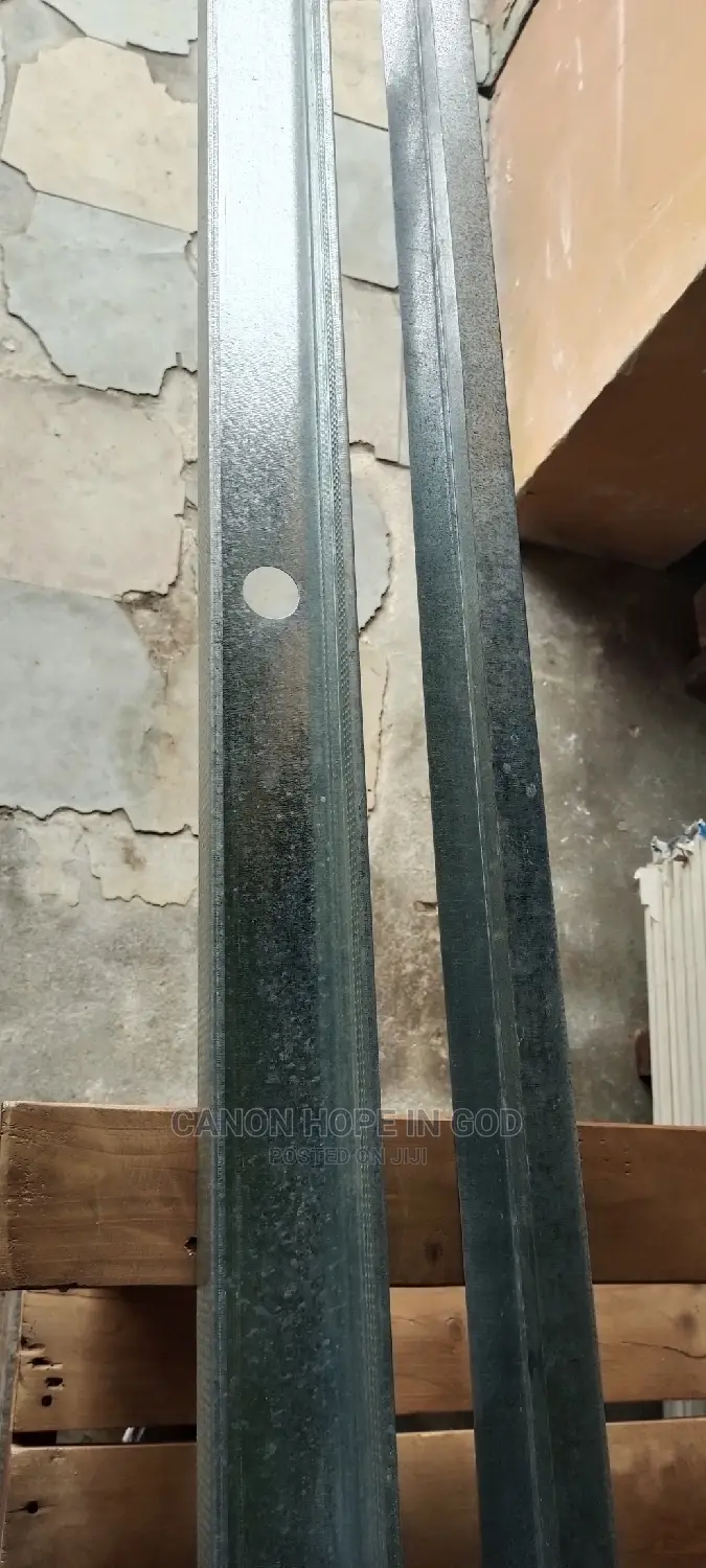 Stud and Track 75mm/3m