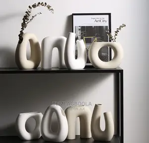Sophisticated Vase (2pcs)