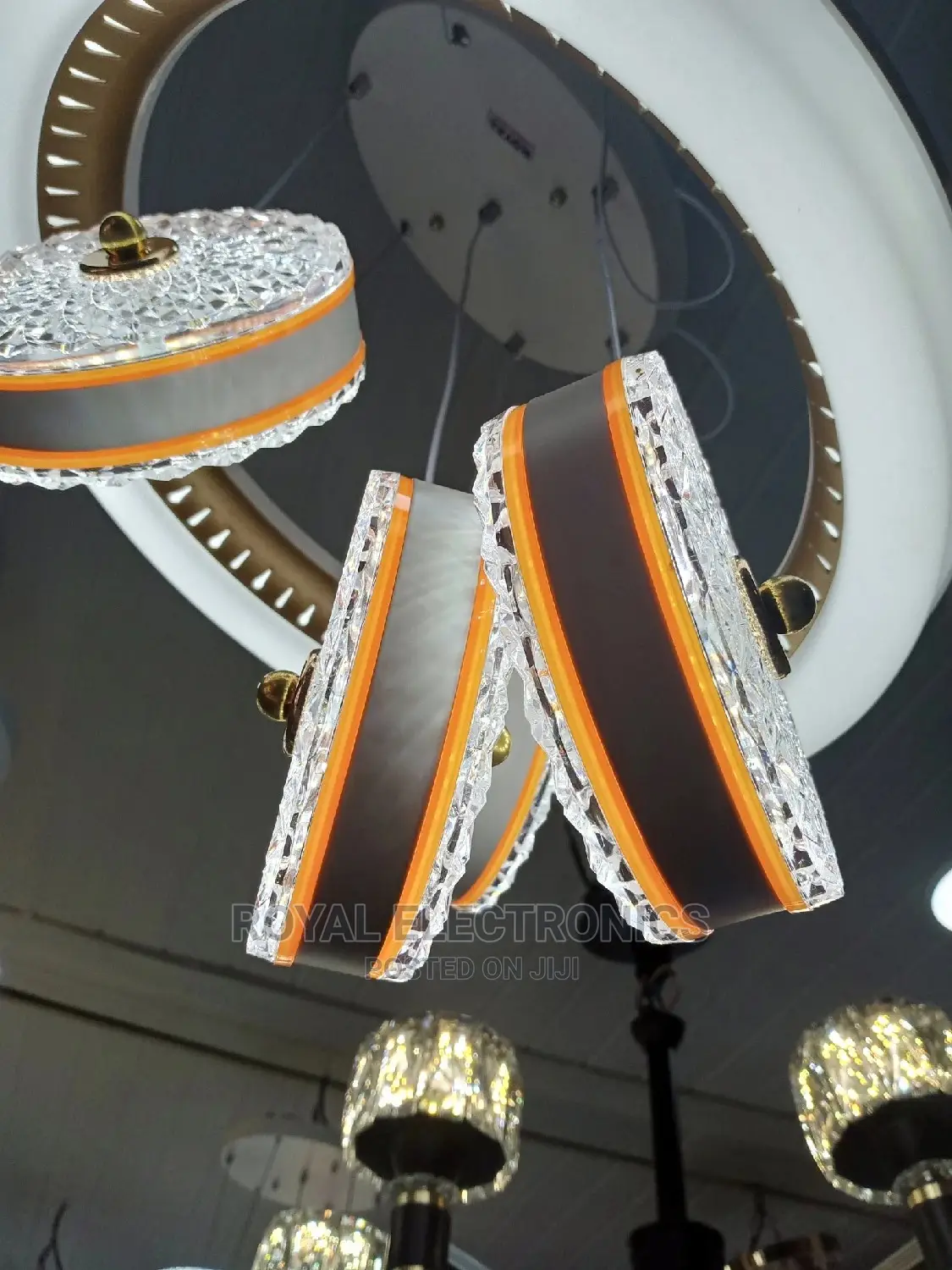 Standard Durable Chandelier Light
