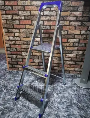 3 Steps Ladder