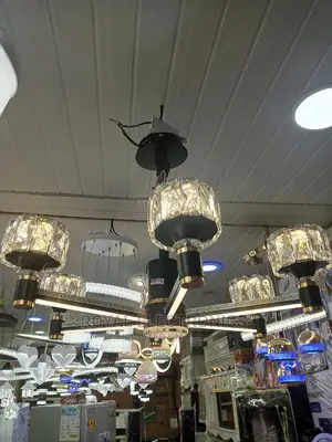 Great Quality SPRING Decorated 6 CHANDELIER LIGHTS