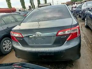Toyota Camry 2014 Gray