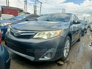 Toyota Camry 2014 Gray