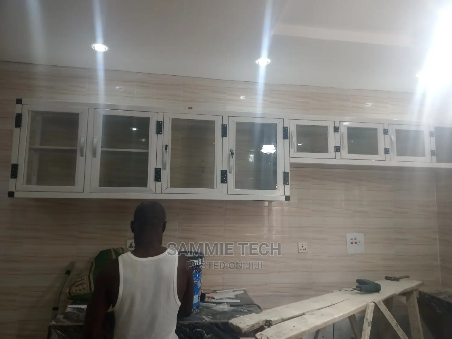 Complete Kitchen Cabinets