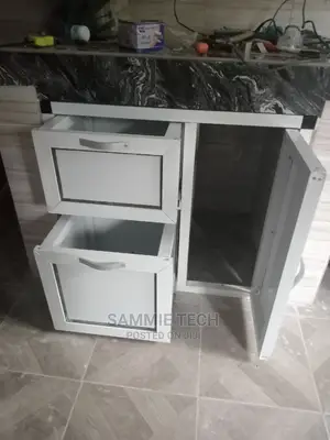 Complete Kitchen Cabinets