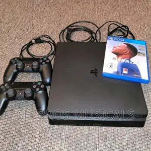 Ps4 Playstation 4, 2 Pad and Fifa 24cd, Fifa26,SpiderMan,etc Installed