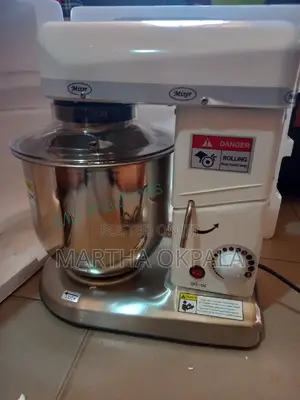 7 Litres Cake Mixer