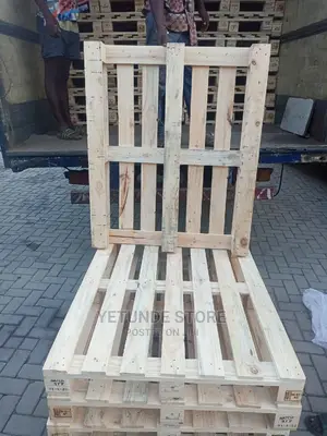 Ht - Wooden Pallets 110*110