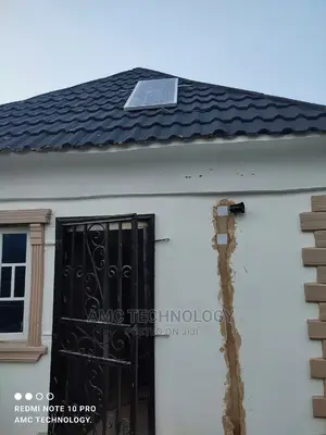 Solar Powered Electric Fence Wire