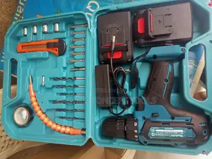 Makita Drill With Battery and Charger