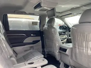 Toyota Highlander 2016 Black